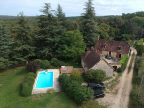 Le corps de Ferme et la Grange à Chassagne